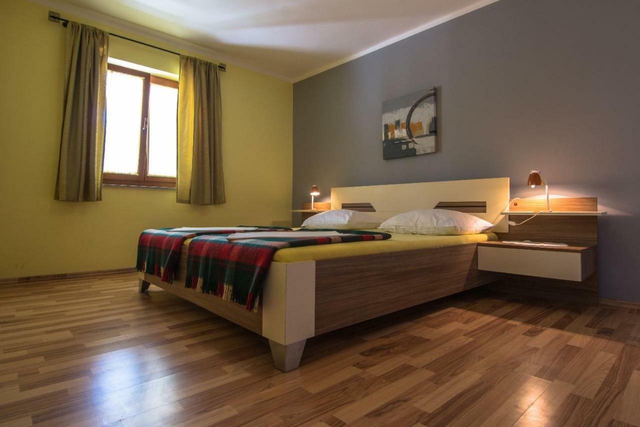 Apartments Villa Forida Mali Losinj Exterior photo